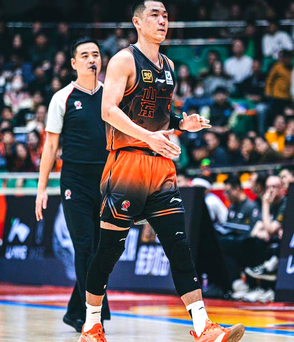 vip 注册地址-今夜山东男篮绝杀压哨：NBA季后赛节点到来，气氛紧张，团队化学反应显著的简单介绍