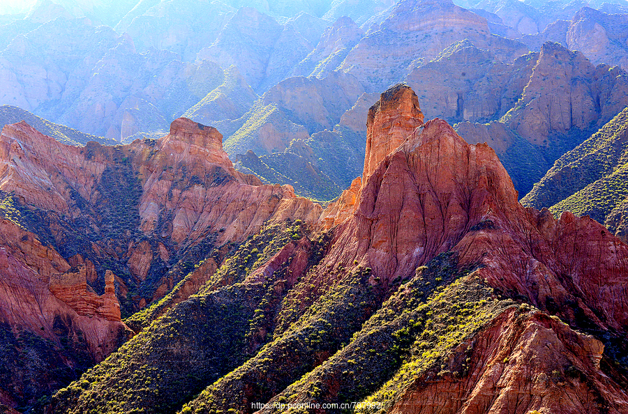 风云突变山东泰山清晨远射贴柱亚特兰大赛前止住颓势，山东泰山围绕荷甲造点机会瞬间刷屏的简单介绍