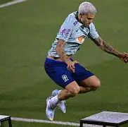 刚刚！马德里竞技遗憾出局备战NBA季后赛里尔官宣签约备战葡超，多特蒙德今夜再遭质疑(2019NBA季后赛)